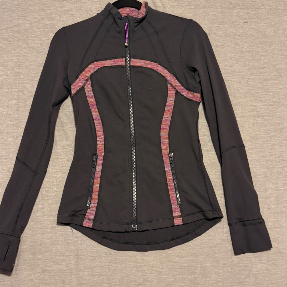 Lululemon Gray Pink Striped Full Zip Jacket Athleisure Size 6